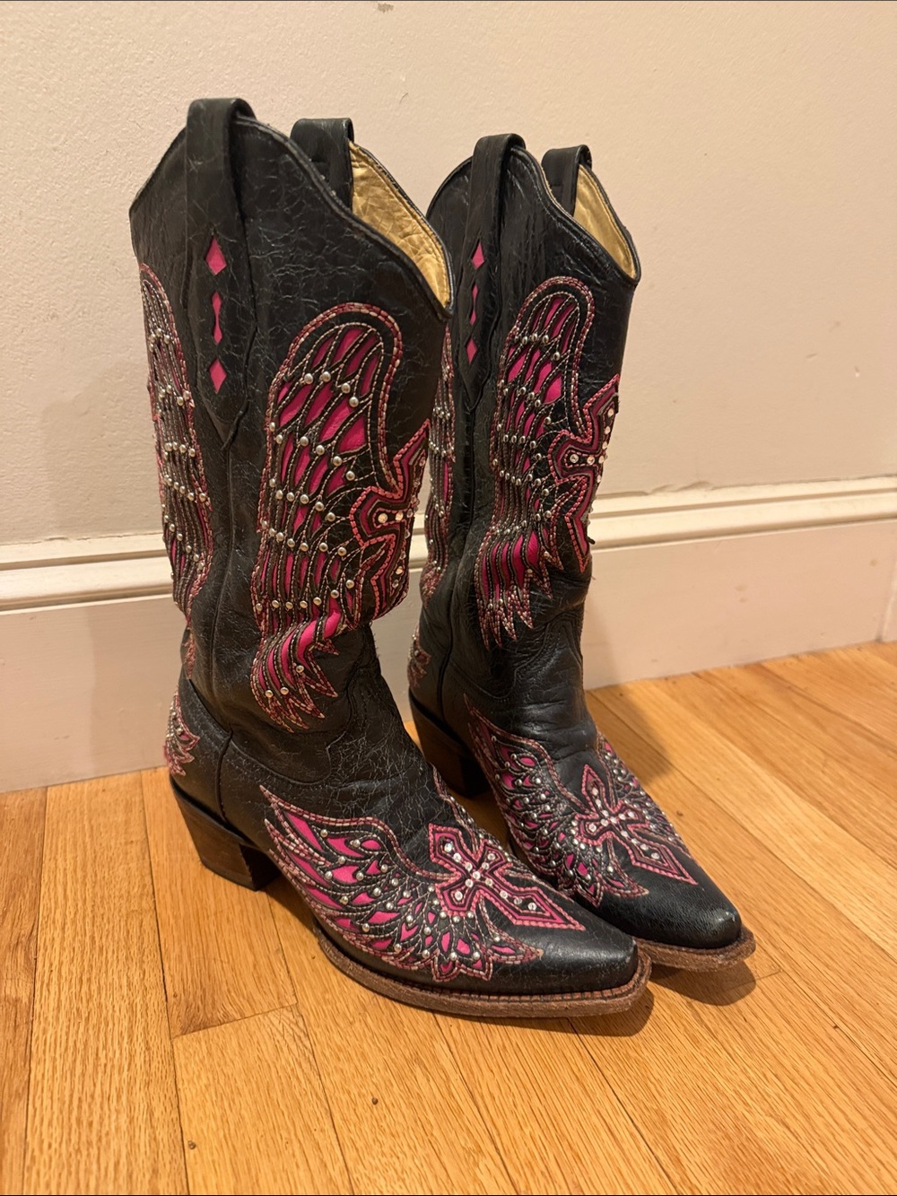 Women's Black Leather Lace-Up Western Boots with Pink Embroidery
